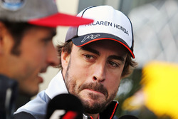 Fernando Alonso, McLaren en Carlos Sainz Jr., Scuderia Toro Rosso