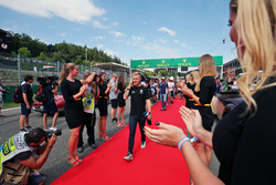 Kevin Magnussen, Renault Sport F1 Team on the drivers parade