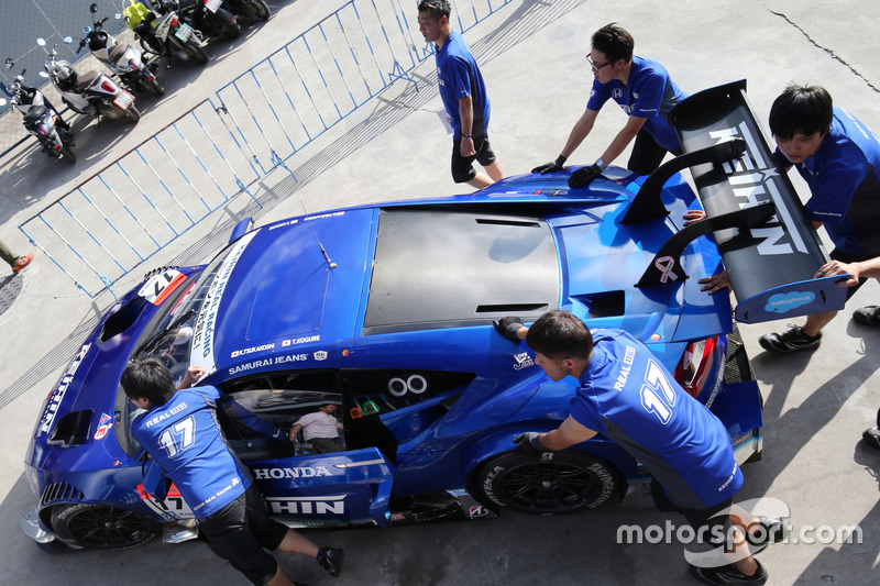 #17 KEIHIN NSX CONCEPT-GT