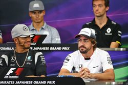 (L to R): Lewis Hamilton, Mercedes AMG F1 and Fernando Alonso, McLaren in the FIA Press Conference