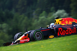 Daniel Ricciardo, Red Bull Racing RB12