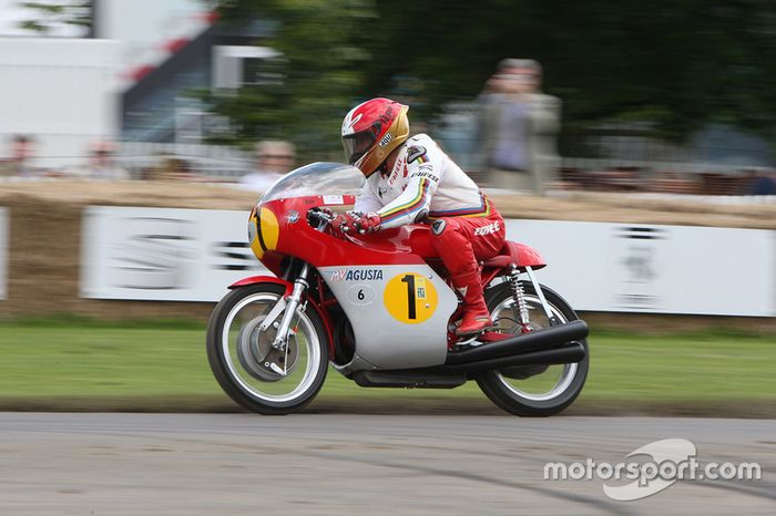 Campeón del mundo de 500cc y de 350cc en 1971*
