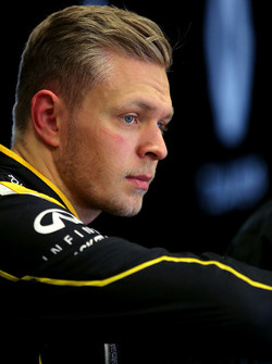 Kevin Magnussen, Renault Sport F1 Team