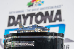 El trofeo de Daytona 500