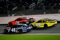 Jimmie Johnson, Hendrick Motorsports Chevrolet; Martin Truex Jr., Furniture Row Racing Toyota; Matt 