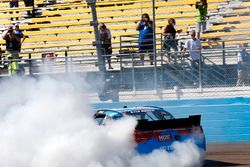Race winner Kyle Busch, Joe Gibbs Racing Toyota