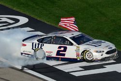 Race winner Brad Keselowski, Team Penske Ford