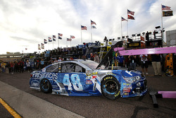 El coche de Jimmie Johnson, Hendrick Motorsports Chevrolet después del accidente