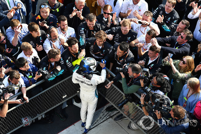 Valtteri Bottas, Mercedes-AMG F1 festeggia nel parco chiuso