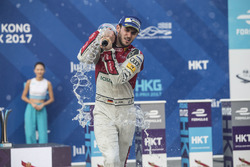 Podio: il vincitore della gara Daniel Abt, Audi Sport ABT Schaeffler