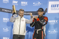 Podio: Tiago Monteiro, Honda Racing Team JAS, Honda Civic WTCC e Rob Huff, All-Inkl Motorsport, Citroën C-Elysée WTCC