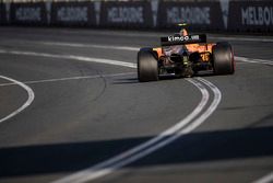 Stoffel Vandoorne, McLaren MCL33 Renault