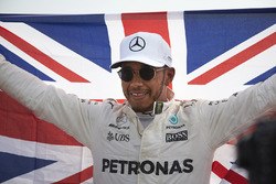 2017 World Champion Lewis Hamilton, Mercedes AMG F1