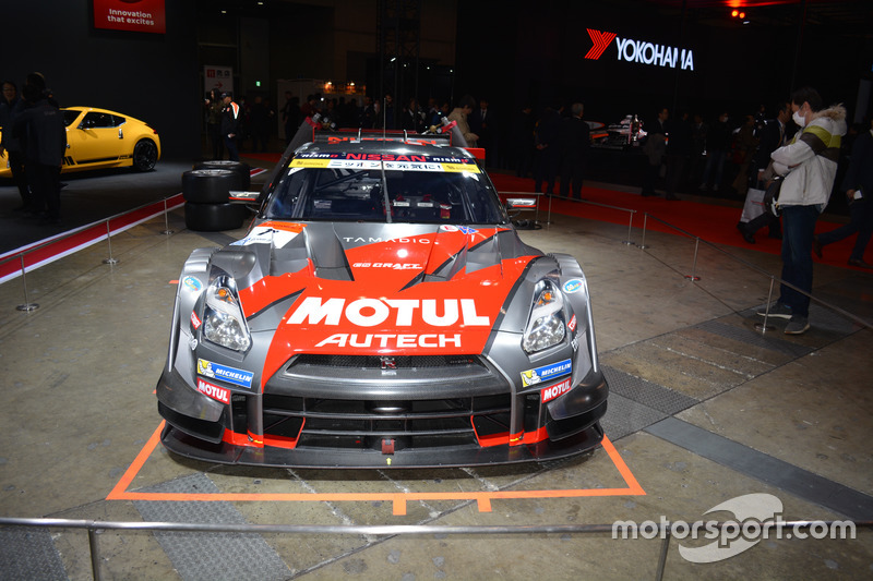 #23 MOTUL AUTECH GT-R