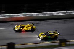 #85 JDC/Miller Motorsports ORECA 07, P: Simon Trummer, Robert Alon, Austin Cindric, Devlin DeFrancesco , #3 Corvette Racing Chevrolet Corvette C7.R, GTLM: Antonio Garcia, Jan Magnussen, Mike Rockenfeller