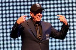 Ron Hornaday Jr., nuevo miembro del Salón de la Fama de NASCAR.