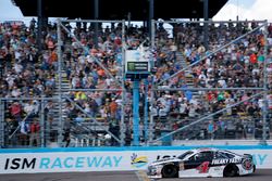 Kevin Harvick, Stewart-Haas Racing, Ford Fusion Jimmy John's takes the checkered flag