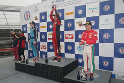 Podio gara 2, Artem Petrov (DR Formula,Tatuus F.4 T014 Abarth #42), Job Van Uitert (Jenzer Motorsport,Tatuus F.4 T014 Abarth #16), Marcus Armstrong (Prema Power Team,Tatuus F.4 T014 Abarth #9)