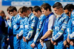 Jimmie Johnson, Hendrick Motorsports Chevrolet crewmen