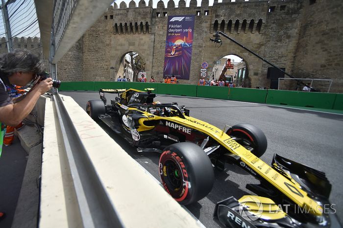 Carlos Sainz Jr., Renault Sport F1 Team R.S. 18
