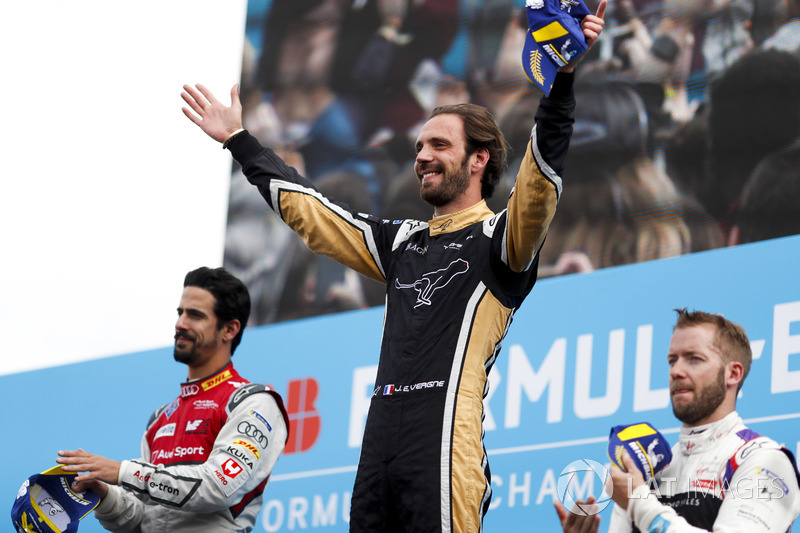 Sam Bird, DS Virgin Racing, finishes 3rd with Lucas di Grassi, Audi Sport ABT Schaeffler, finishing 2nd, Jean-Eric Vergne, Techeetah winning the Paris ePrix