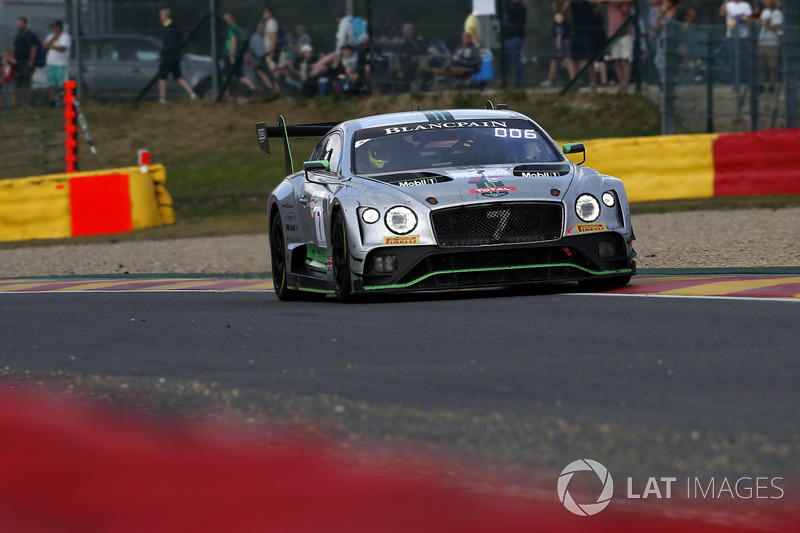 #7 Bentley Team M-Sport Bentley Continental GT3: Steven Kane, Jordan Lee Pepper, Jules Gounon