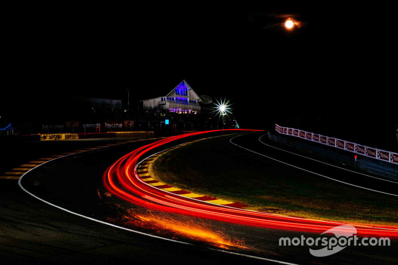 Acción nocturna