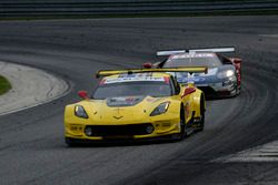 #3 Corvette Racing Chevrolet Corvette C7.R, GTLM: Antonio Garcia, Jan Magnussen, #66 Chip Ganassi Racing Ford GT, GTLM: Dirk Muller, Joey Hand