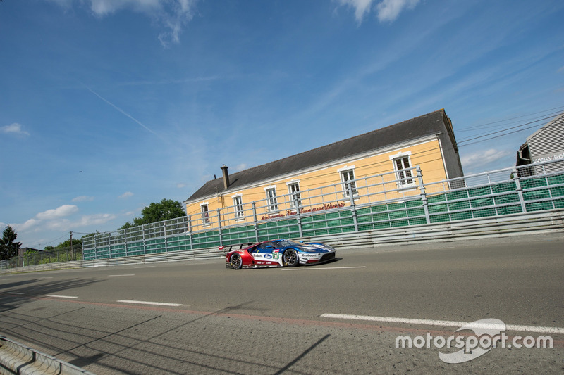 #67 Ford Chip Ganassi Racing Ford GT: Andy Priaulx, Harry Tincknell, Tony Kanaan