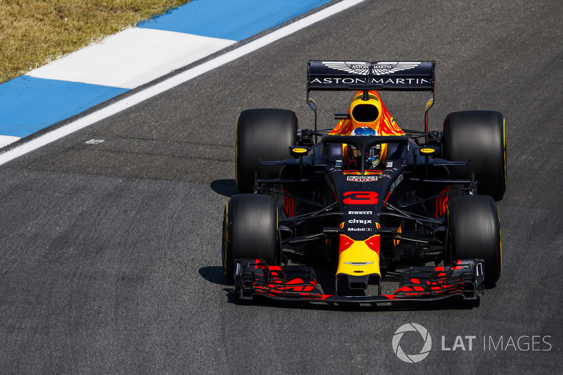 20: Daniel Ricciardo, Red Bull Racing RB14, no time (back of grid start due to engine penalties)