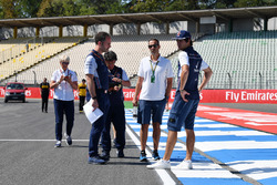 Lance Stroll, Williams walks the track
