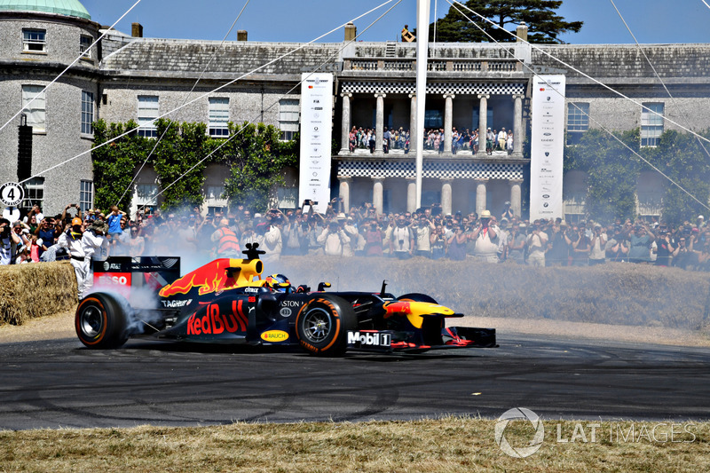 Red Bull RB8 Patrick Friesacher