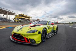 #95 Aston Martin Racing Aston Martin Vantage AMR: Marco Sörensen, Nicki Thiim, Darren Turner