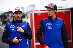 Brendon Hartley, Toro Rosso, and Pierre Gasly, Toro Rosso