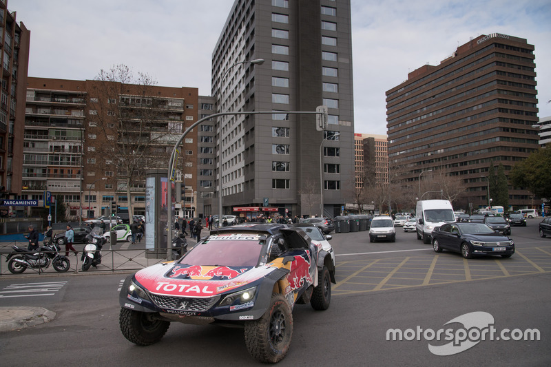 Карлос Сайнс, Лукас Крус, Peugeot Sport, у Мадриді