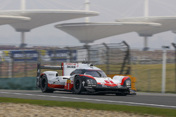 #1 Porsche Team Porsche 919 Hybrid: Neel Jani, Andre Lotterer, Nick Tandy