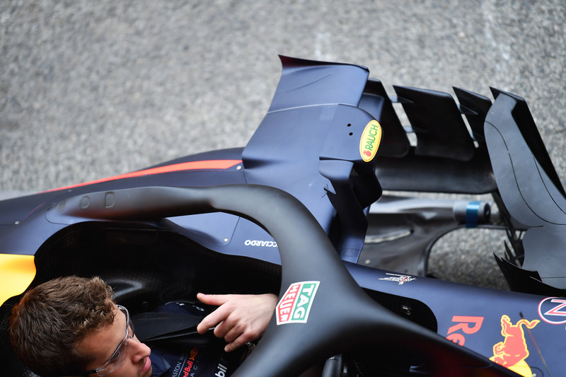Боковой дефлектор Red Bull Racing RB14