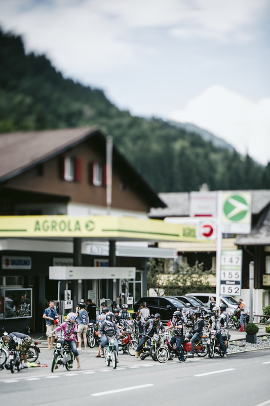 Partecipanti alla Red Bull Alpenbrevet