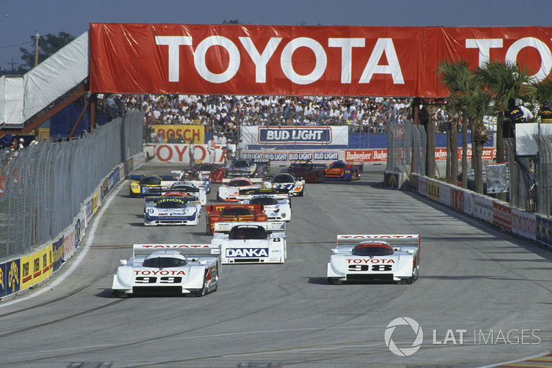 Start: Juan-Manuel Fangio II, Eagle MkIII Toyota, leads P. J. Jones, Eagle MkIII Toyota