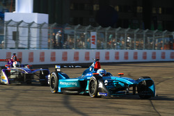 Luca Filippi, NIO Formula E Team, Alex Lynn, DS Virgin Racing
