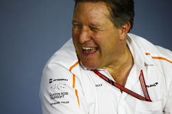 Zak Brown, Director Ejecutivo, McLaren Technology Group, en la conferencia de prensa de los directores del equipo
