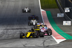 Nico Hulkenberg, Renault Sport F1 Team R.S. 18, Esteban Ocon, Force India VJM11, Carlos Sainz Jr., Renault Sport F1 Team R.S. 18, Sergio Perez, Force India VJM11, Charles Leclerc, Sauber C37