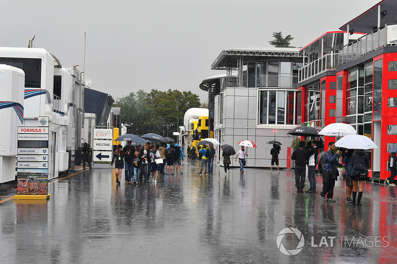 Un mojado Paddock