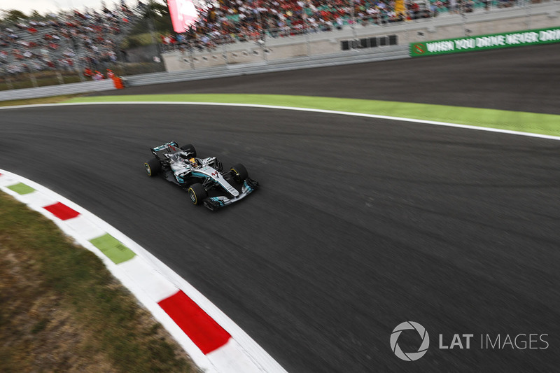 Льюіс Хемілтон, Mercedes AMG F1 W08