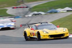 #4 Corvette Racing Chevrolet Corvette C7.R: Oliver Gavin, Tommy Milner