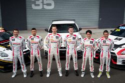 Group photoshoot: #23 Nissan Motorsport, Nissan GT-R Nismo GT3: Katsumasa Chiyo, Alex Buncombe, Michael Caruso, #24 Nissan Motorsport, Nissan GT-R Nismo GT3: Florian Strauss, Todd Kelly, Jann Mardenborough