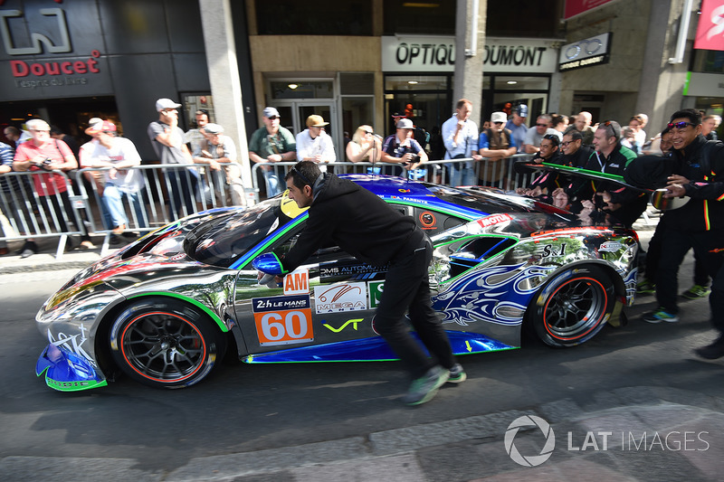 #60 Clearwater Racing Ferrari 488 GTE: Richard Wee, Alvaro Parente, Hiroki Katoh