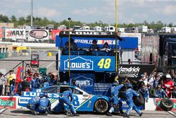 Jimmie Johnson, Hendrick Motorsports Chevrolet pit stop