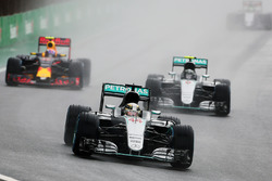 Lewis Hamilton, Mercedes AMG F1 W07 Hybrid