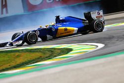 Marcus Ericsson, Sauber C35 en tête-à-queue